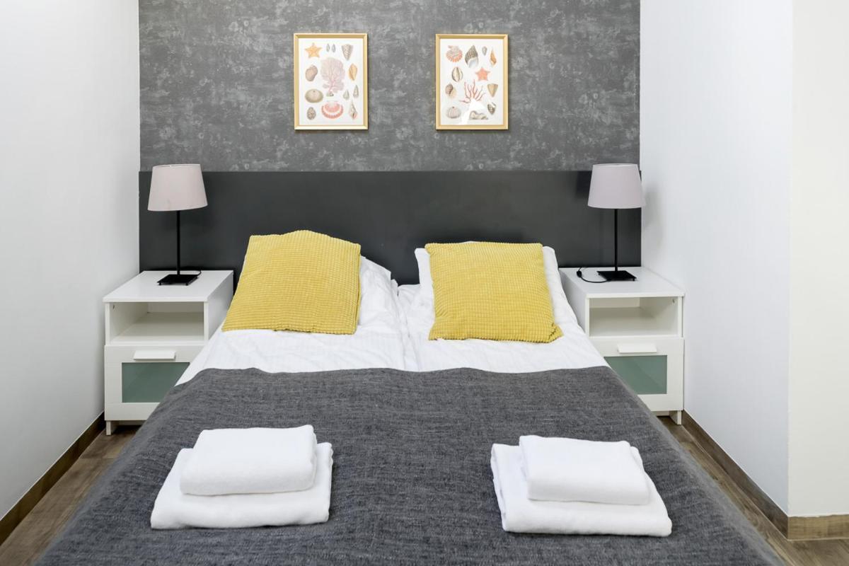 Modern Apartment In The Very Central Location 18 Krasków Exterior foto